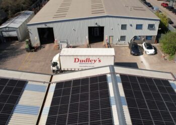 Dudley’s Aluminium strengthens team with two graduate recruits