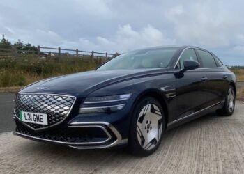 Genesis accelerates UK expansion with long-range electric G80