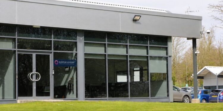 Welsh pensions firm completes £9.7m buy-in deal with Aviva
