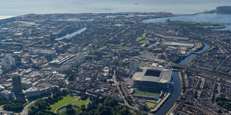 Cardiff (Adobe Stock)